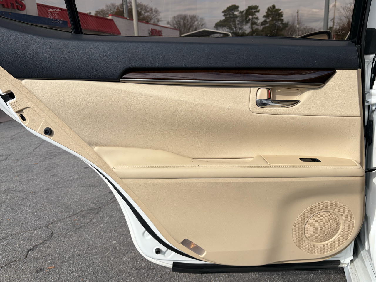 Lexus ES 350 Sedan 2014