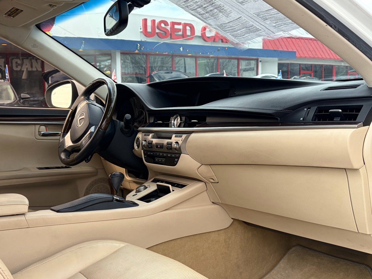 Lexus ES 350 Sedan 2014