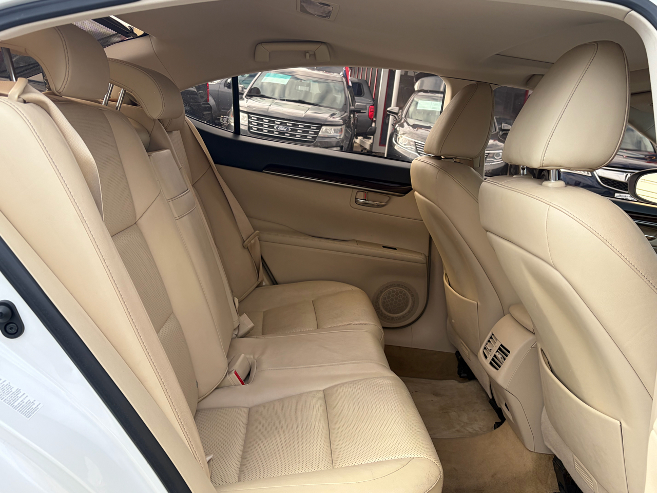 Lexus ES 350 Sedan 2014