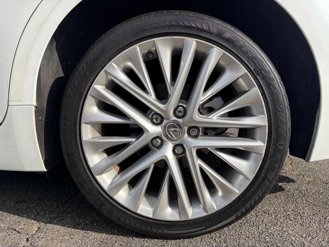 Lexus ES 350 Sedan 2014