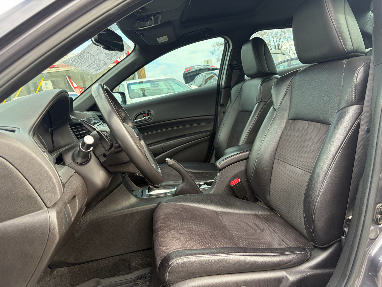 Acura ILX 8-Spd AT w/ Premium & A-SPEC Packages 2017