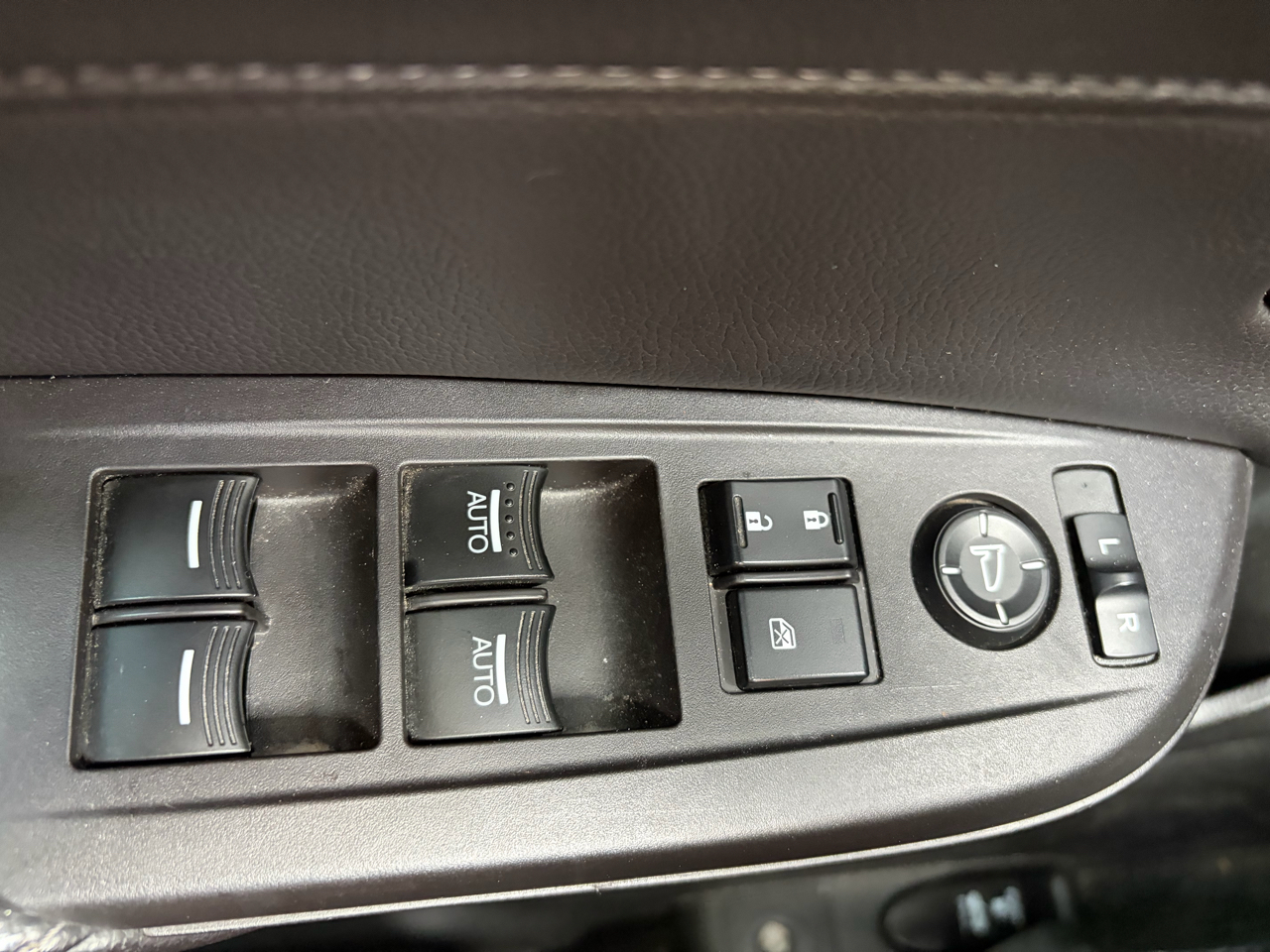 Acura ILX 8-Spd AT w/ Premium & A-SPEC Packages 2017