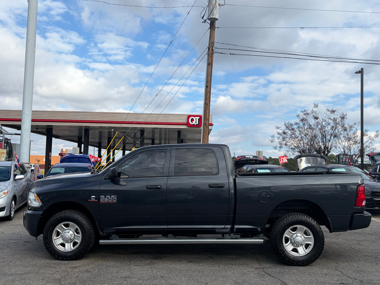 RAM 2500 Tradesman Crew Cab SWB 2WD 2017