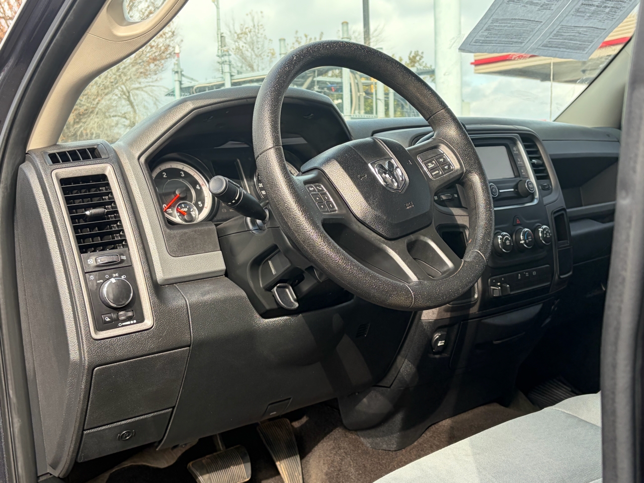 RAM 2500 Tradesman Crew Cab SWB 2WD 2017