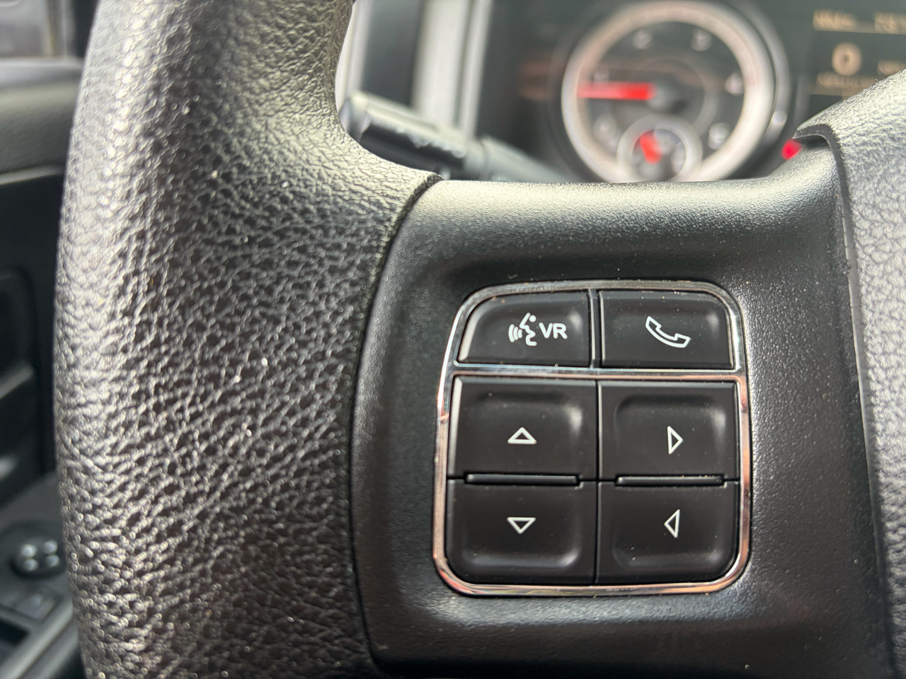 RAM 2500 Tradesman Crew Cab SWB 2WD 2017