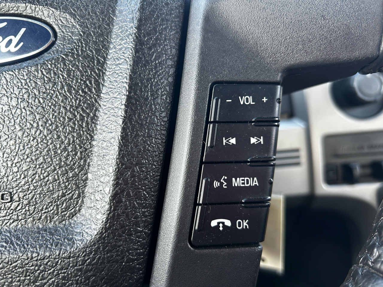 Ford F-150 XLT SuperCrew 6.5-ft. Bed 4WD 2011