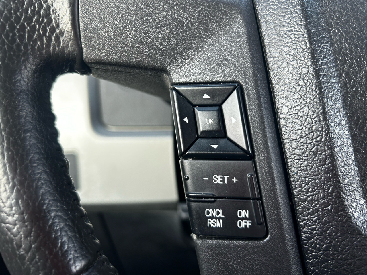 Ford F-150 XLT SuperCrew 6.5-ft. Bed 4WD 2011