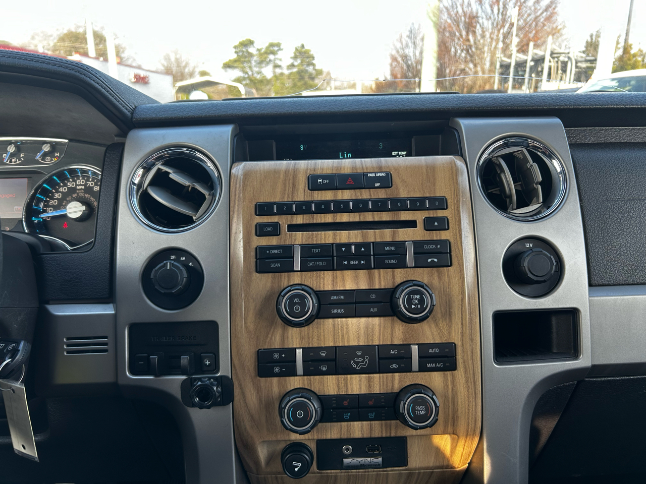 Ford F-150 XLT SuperCrew 6.5-ft. Bed 4WD 2011