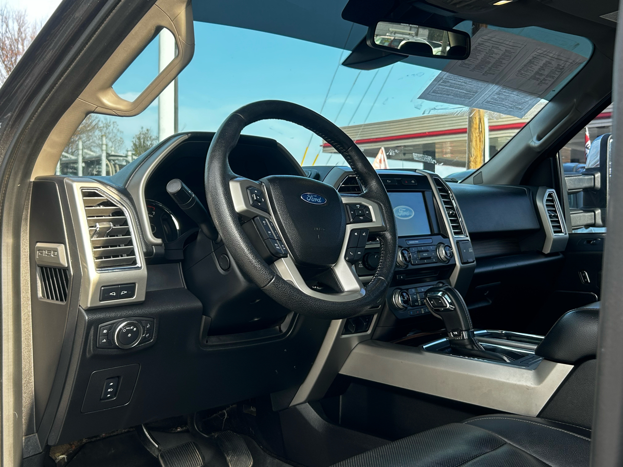 Ford F-150 Lariat SuperCrew 5.5-ft. Bed 4WD 2016