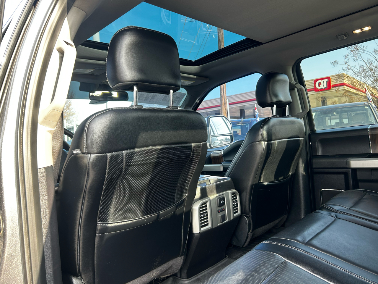 Ford F-150 Lariat SuperCrew 5.5-ft. Bed 4WD 2016