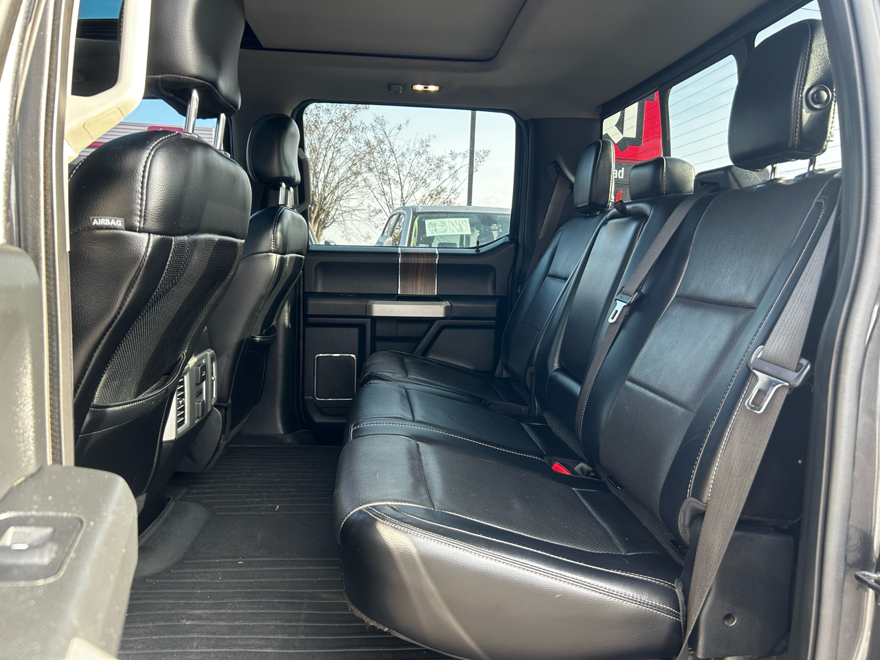 Ford F-150 Lariat SuperCrew 5.5-ft. Bed 4WD 2016