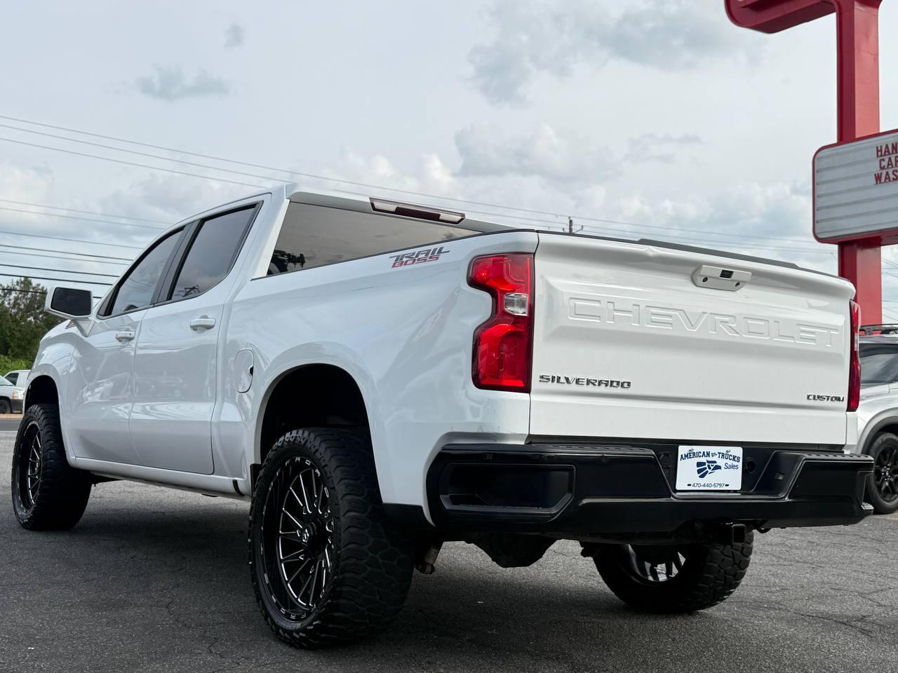 Chevrolet Silverado 1500 Custom Trail Boss Crew Cab Long Box 4WD 2019