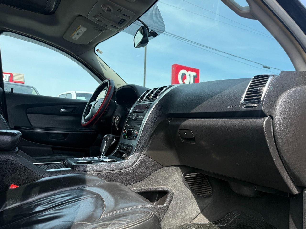 GMC Acadia SLT-2 FWD 2008