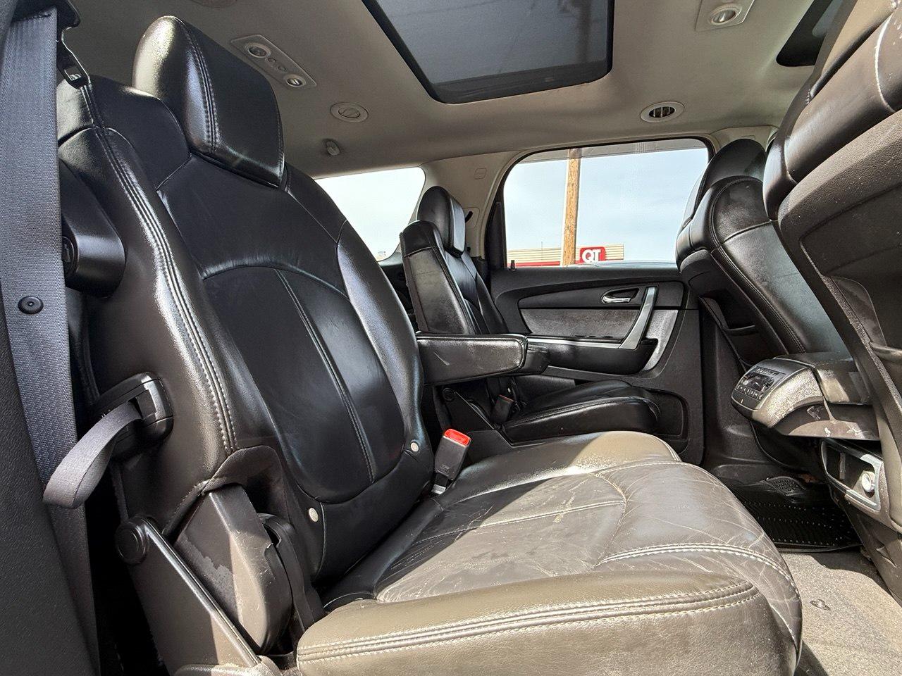 GMC Acadia SLT-2 FWD 2008