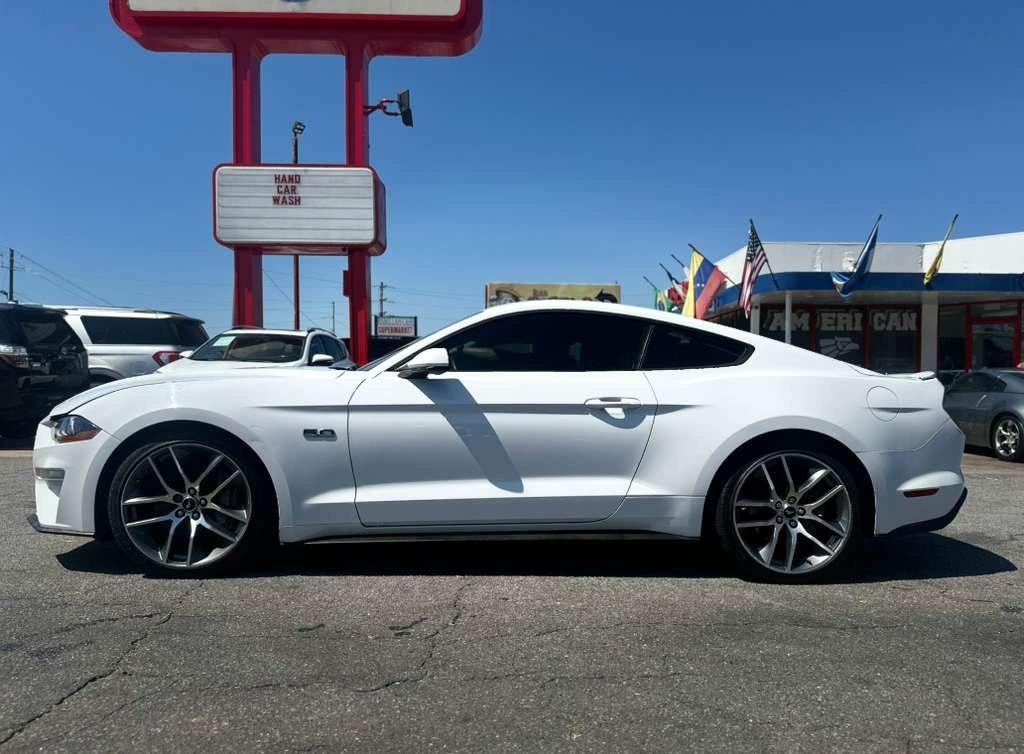 Ford Mustang GT Premium Coupe 2019