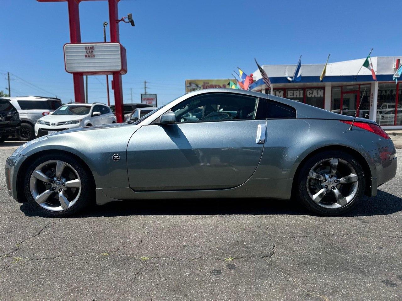 Nissan 350Z Base 2006