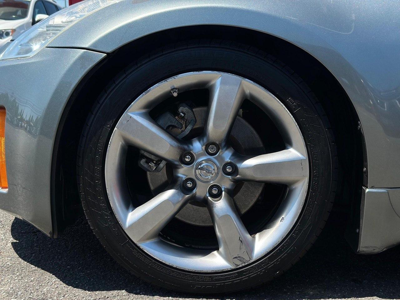 Nissan 350Z Base 2006