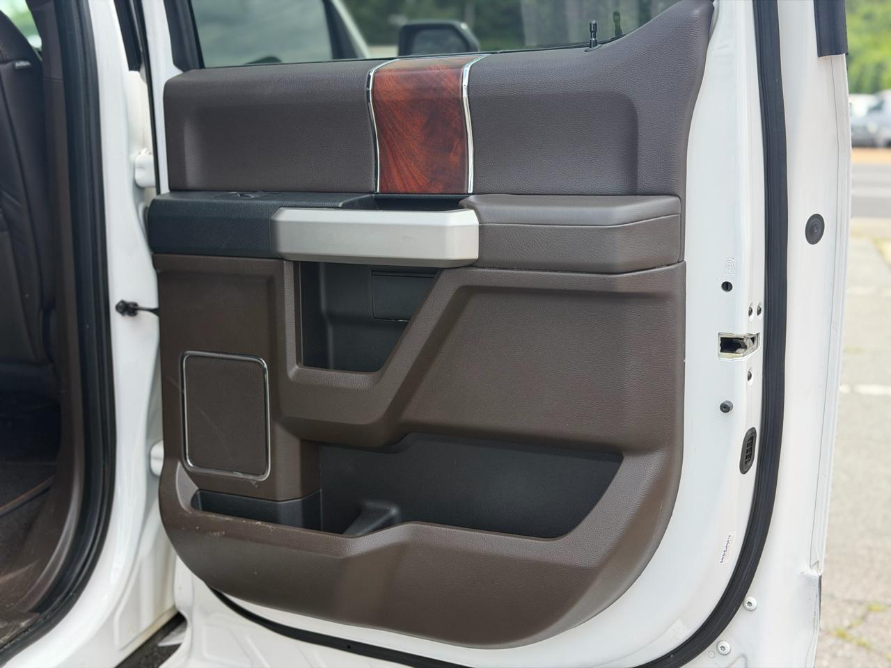 Ford F-150 King-Ranch SuperCrew 5.5-ft. 4WD 2016