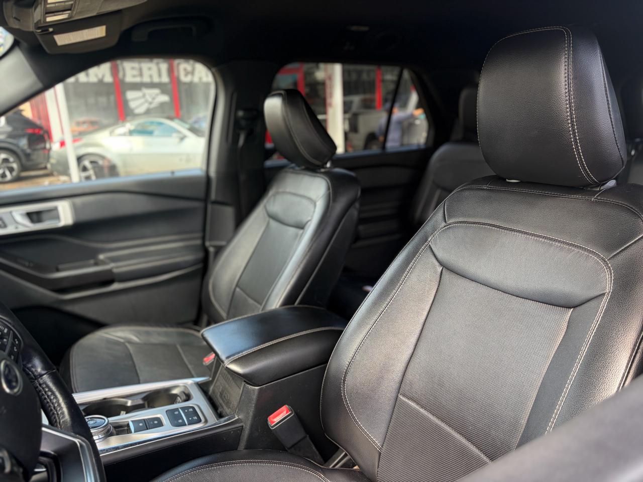 Ford Explorer  2020