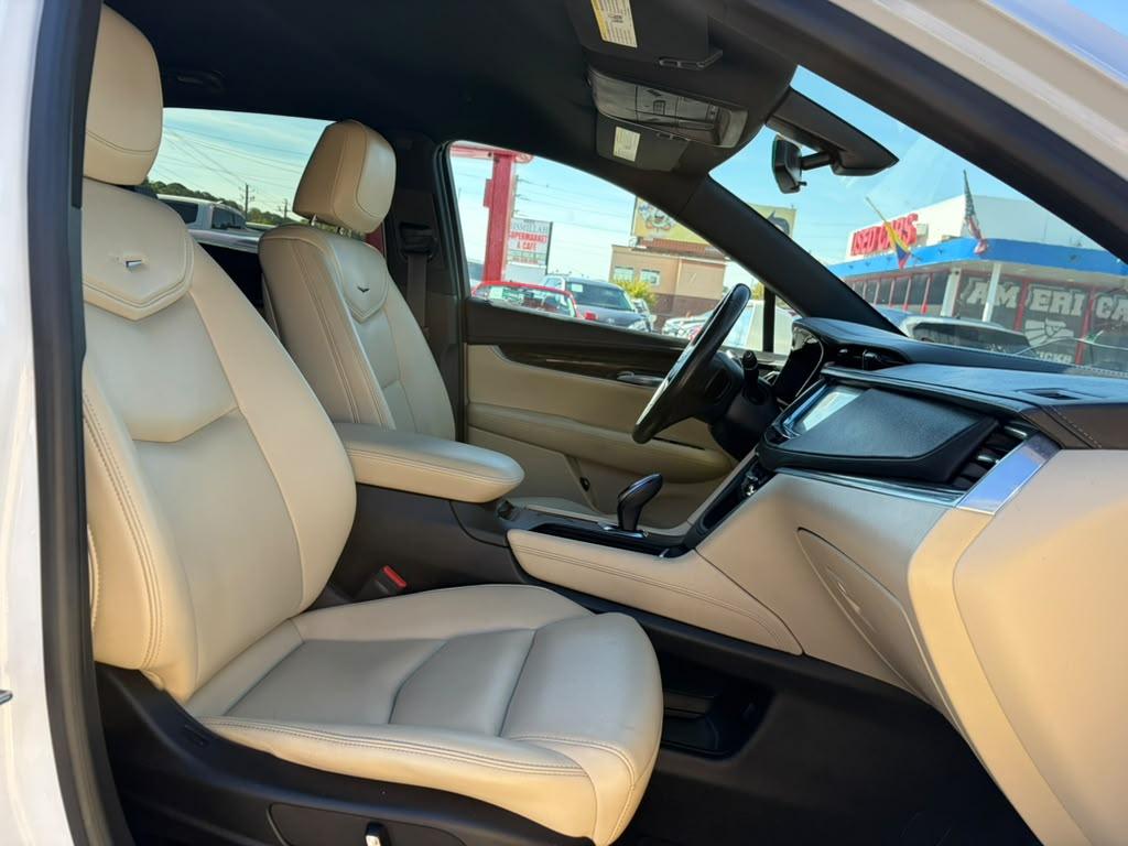 Cadillac XT5 Base 2017