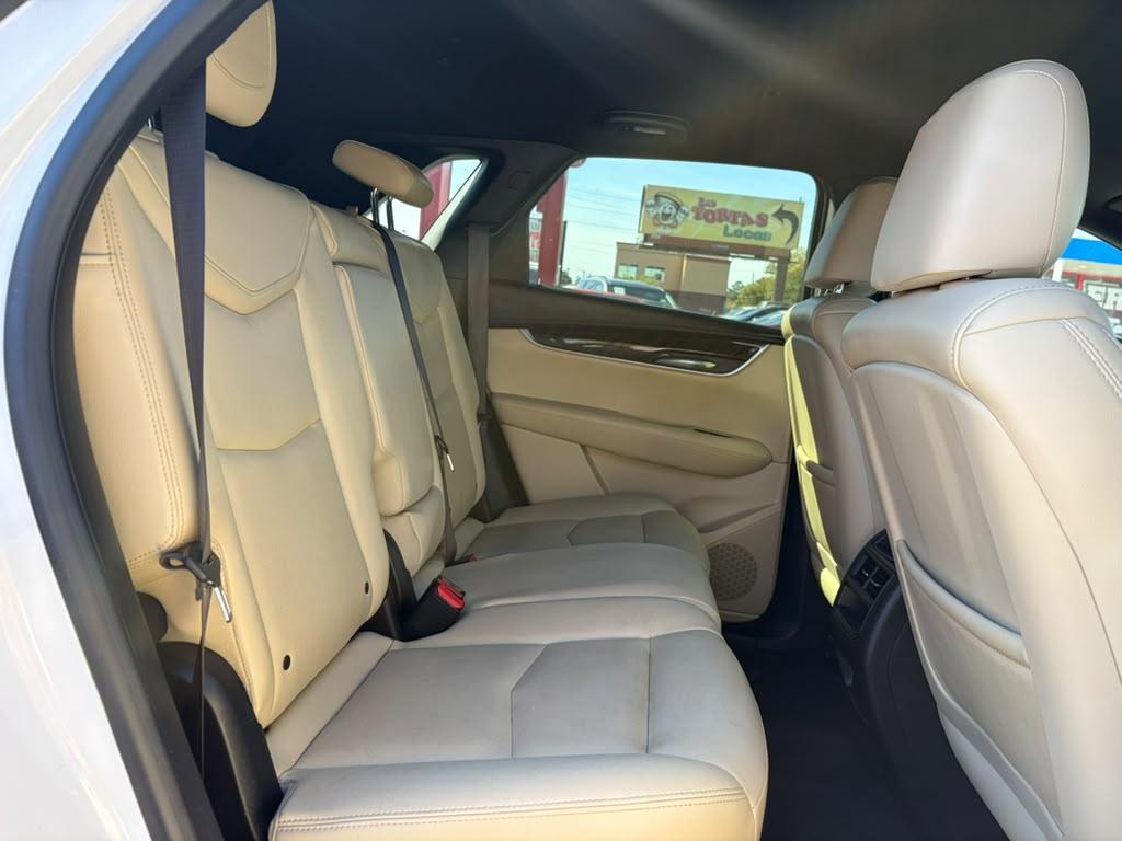 Cadillac XT5 Base 2017