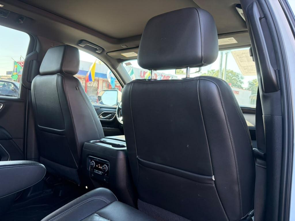 Chevrolet Suburban LT 2WD 2021