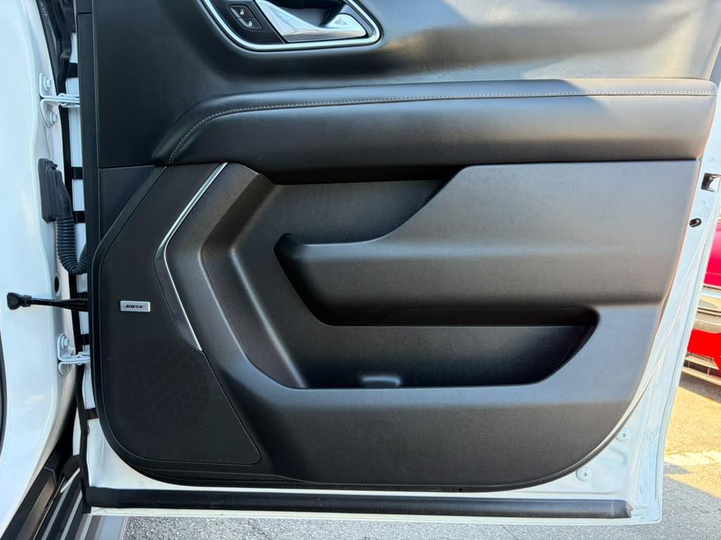 Chevrolet Suburban LT 2WD 2021