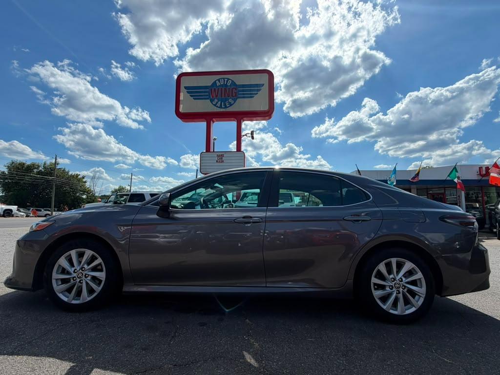 Toyota Camry LE 2021