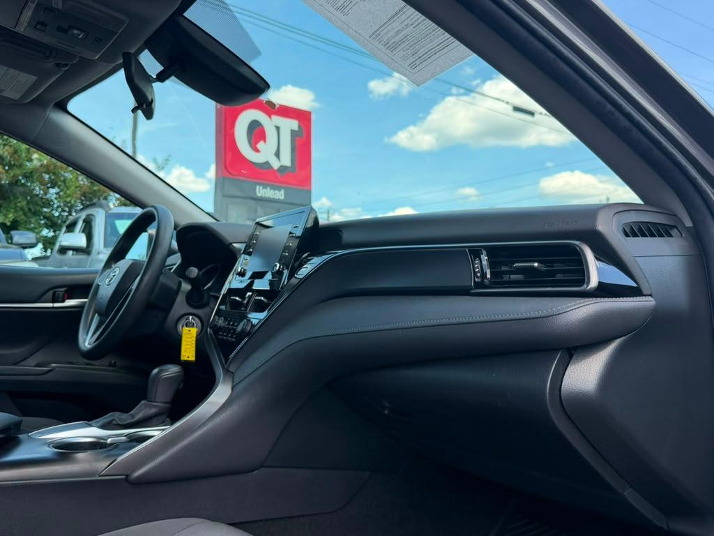 Toyota Camry LE 2021