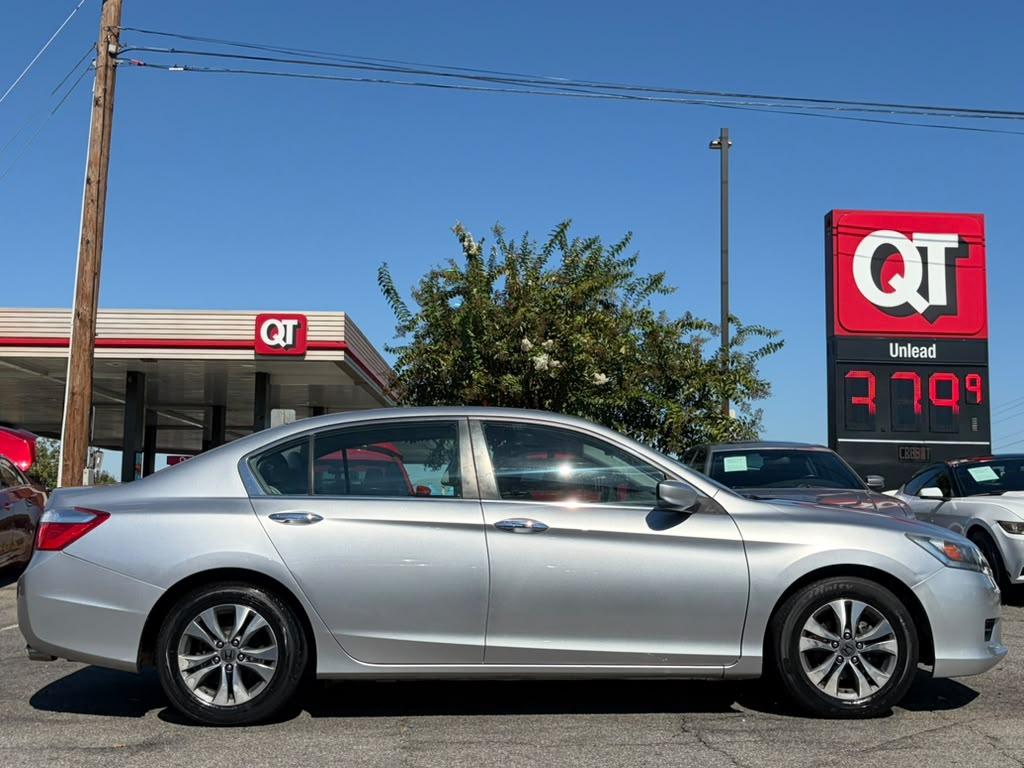 Honda Accord LX Sedan CVT 2013