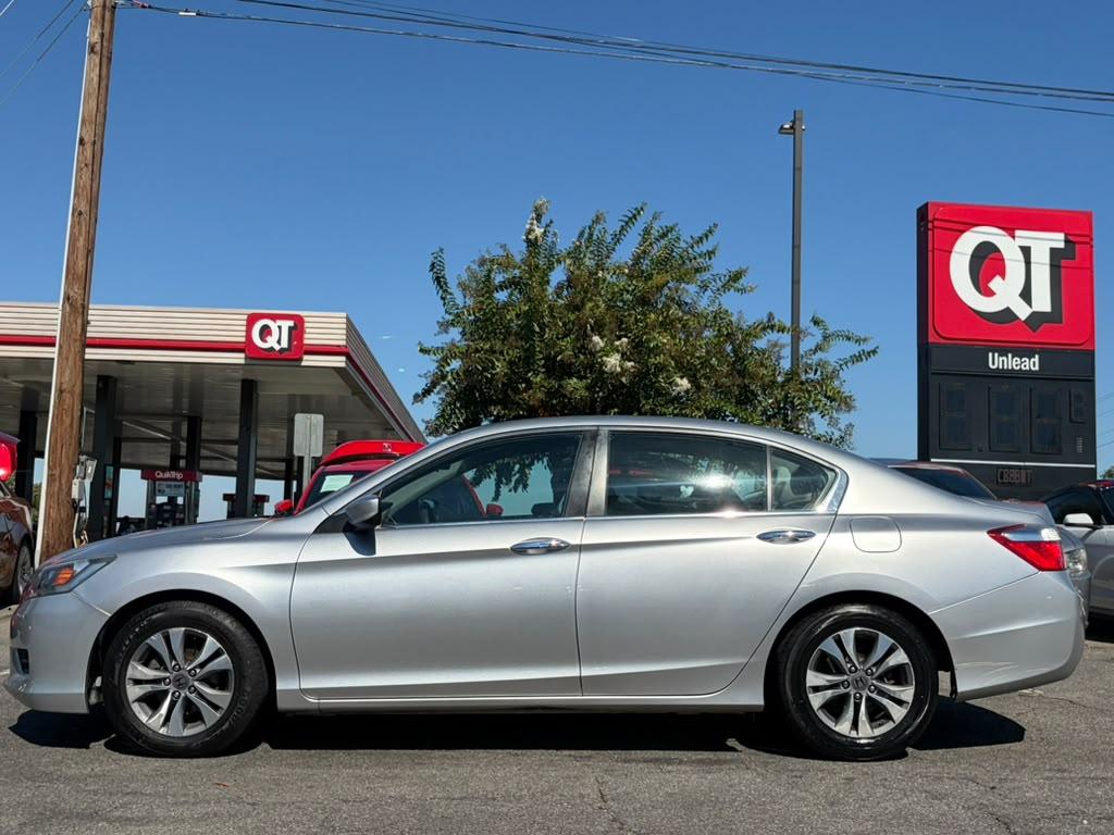 Honda Accord LX Sedan CVT 2013