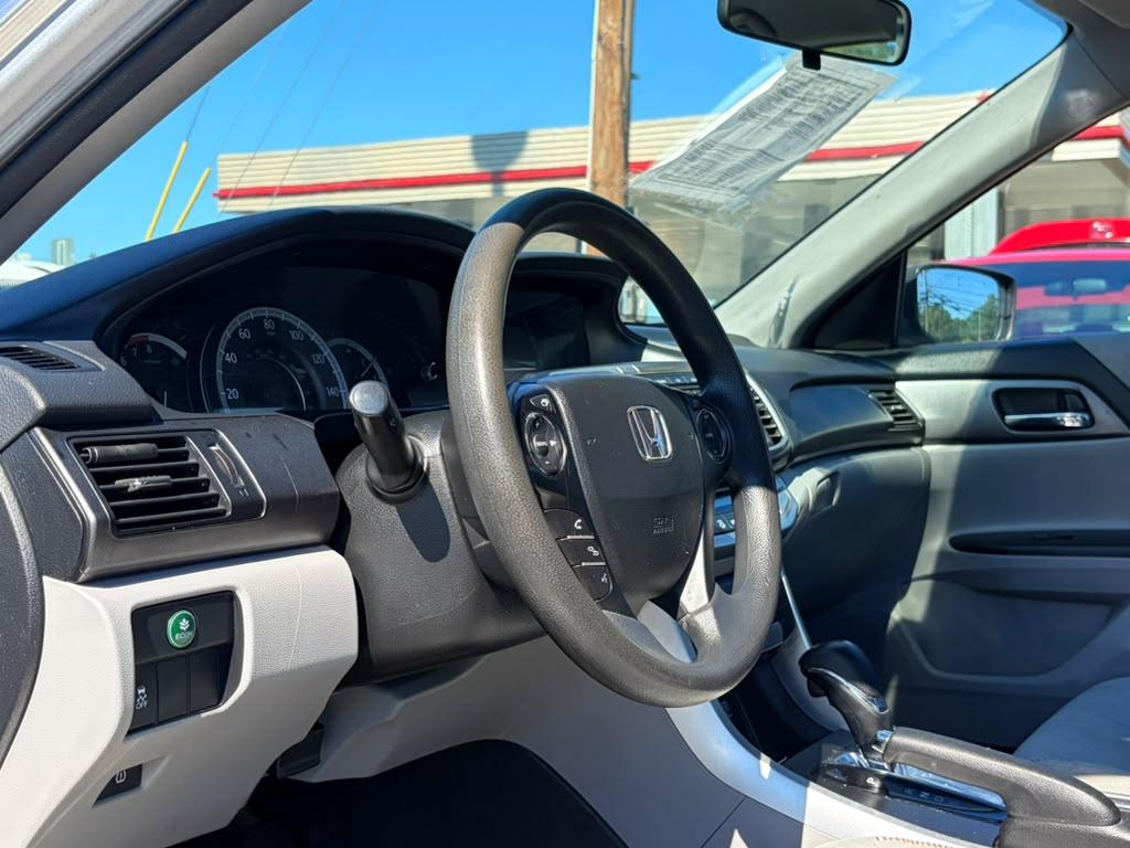Honda Accord LX Sedan CVT 2013
