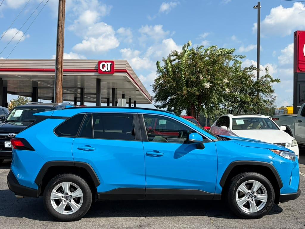 Toyota RAV4 XLE 2019