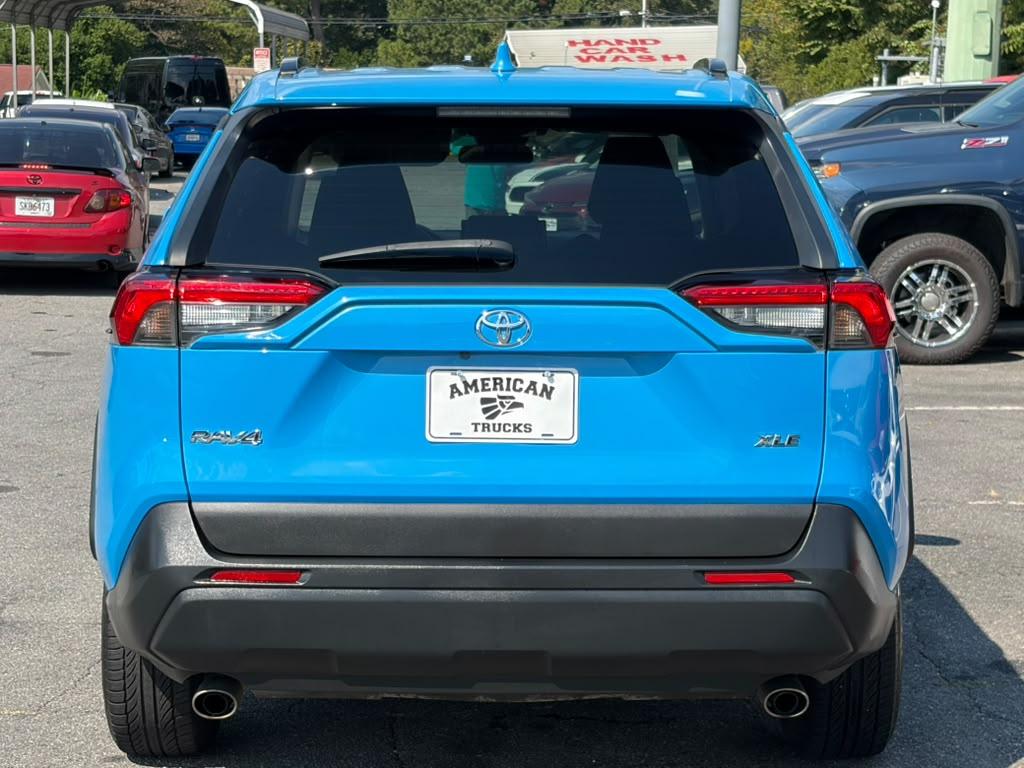 Toyota RAV4 XLE 2019