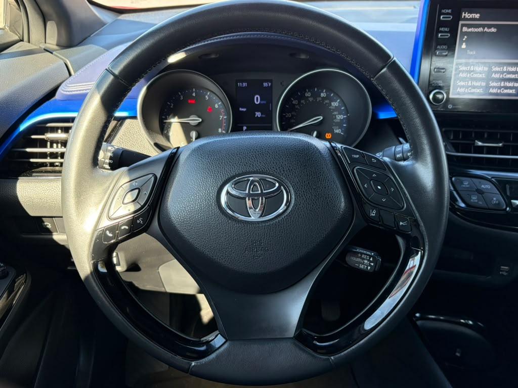 Toyota C-HR XLE 2020