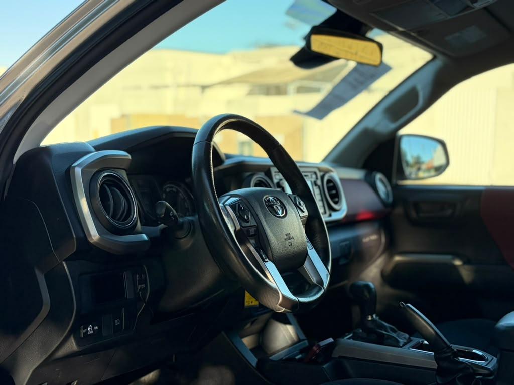 Toyota Tacoma SR5 Double Cab Long Bed I4 6AT 2WD 2019
