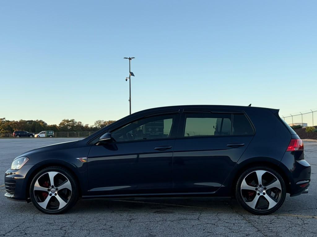 Volkswagen Golf GTI S 6A 4-Door 2017