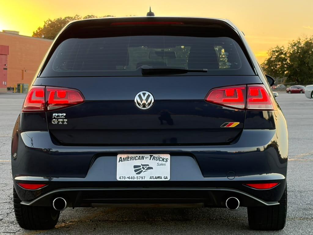 Volkswagen Golf GTI S 6A 4-Door 2017