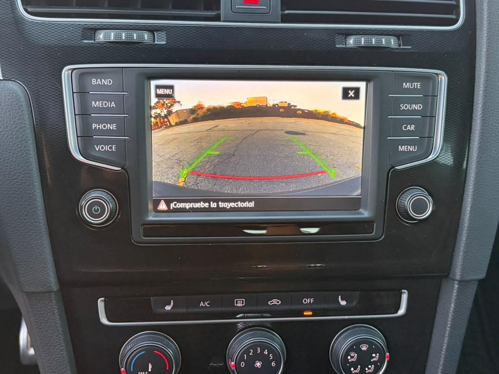 Volkswagen Golf GTI S 6A 4-Door 2017