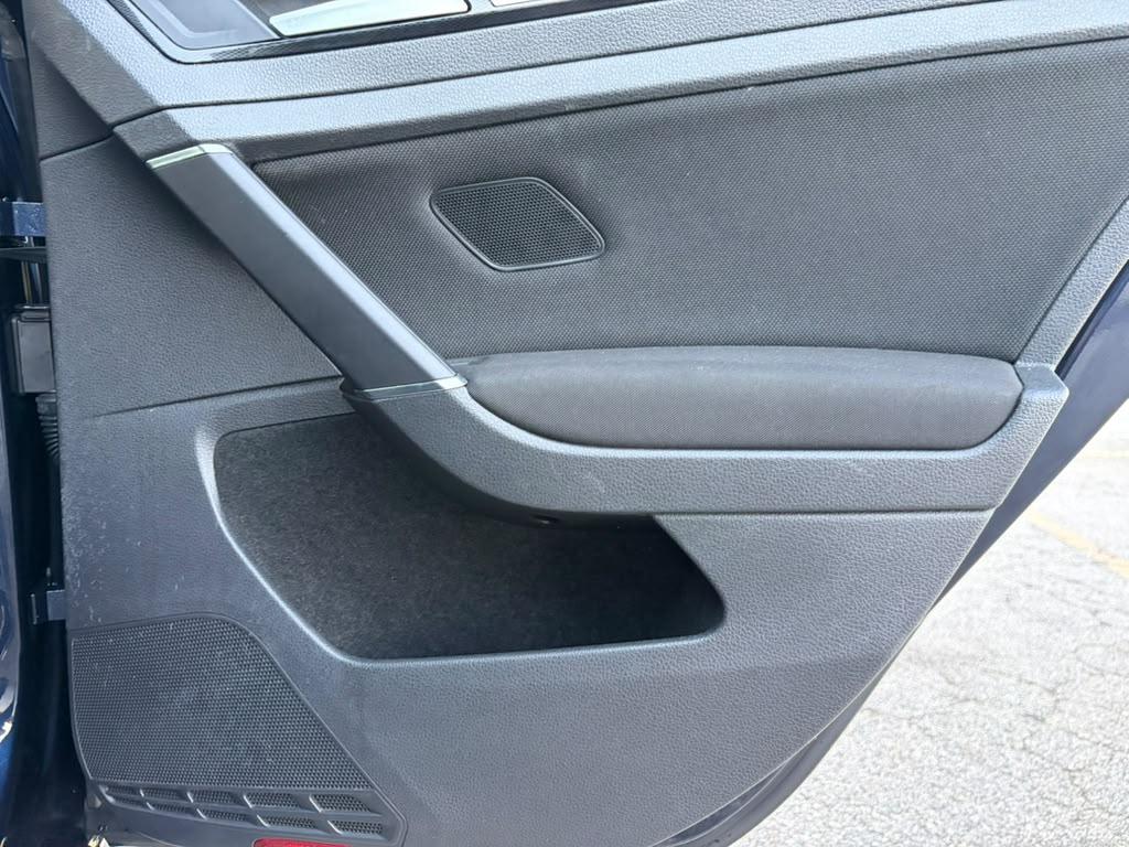 Volkswagen Golf GTI S 6A 4-Door 2017