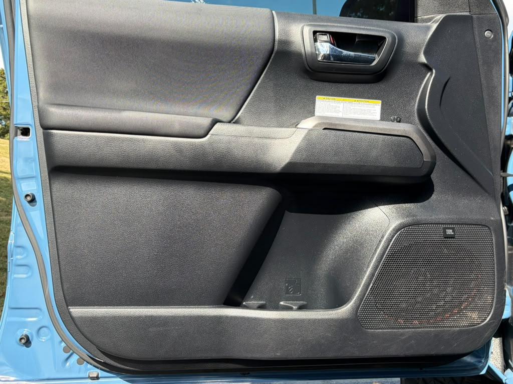 Toyota Tacoma SR5 Double Cab Long Bed V6 6AT 4WD 2019