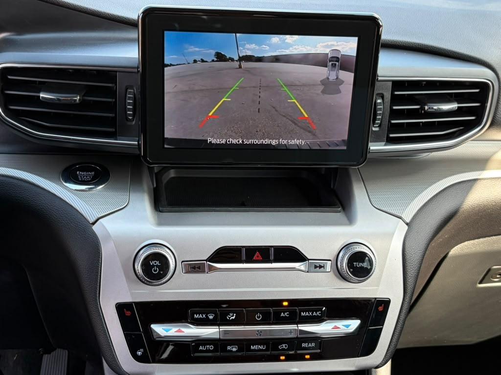 Ford Explorer XLT AWD 2022
