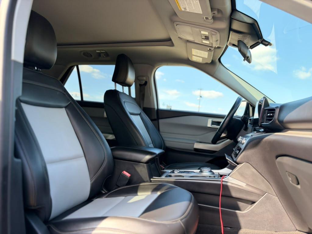 Ford Explorer XLT AWD 2022