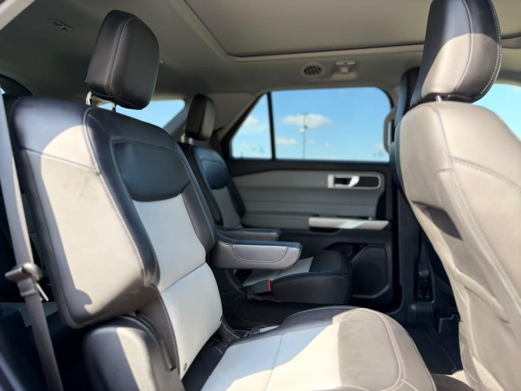 Ford Explorer XLT AWD 2022