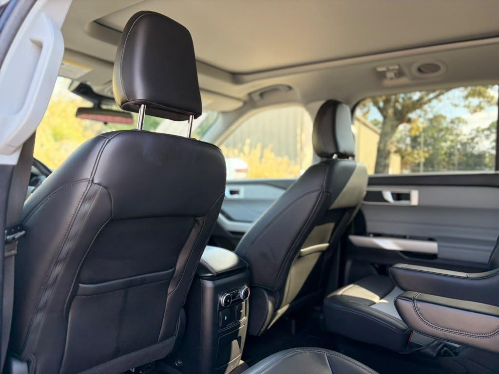 Ford Explorer XLT AWD 2022