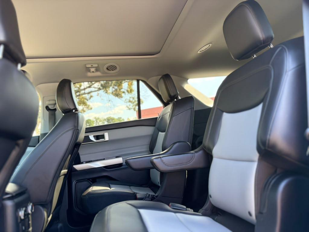 Ford Explorer XLT AWD 2022