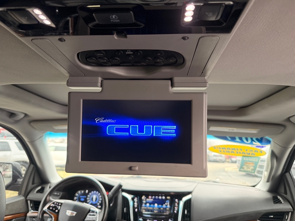 Cadillac Escalade ESV Luxury 4WD 2017