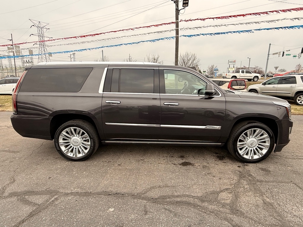 Cadillac Escalade ESV Platinum 4WD 2015