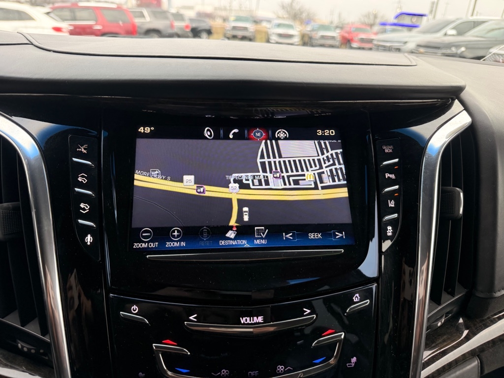 Cadillac Escalade ESV Platinum 4WD 2015