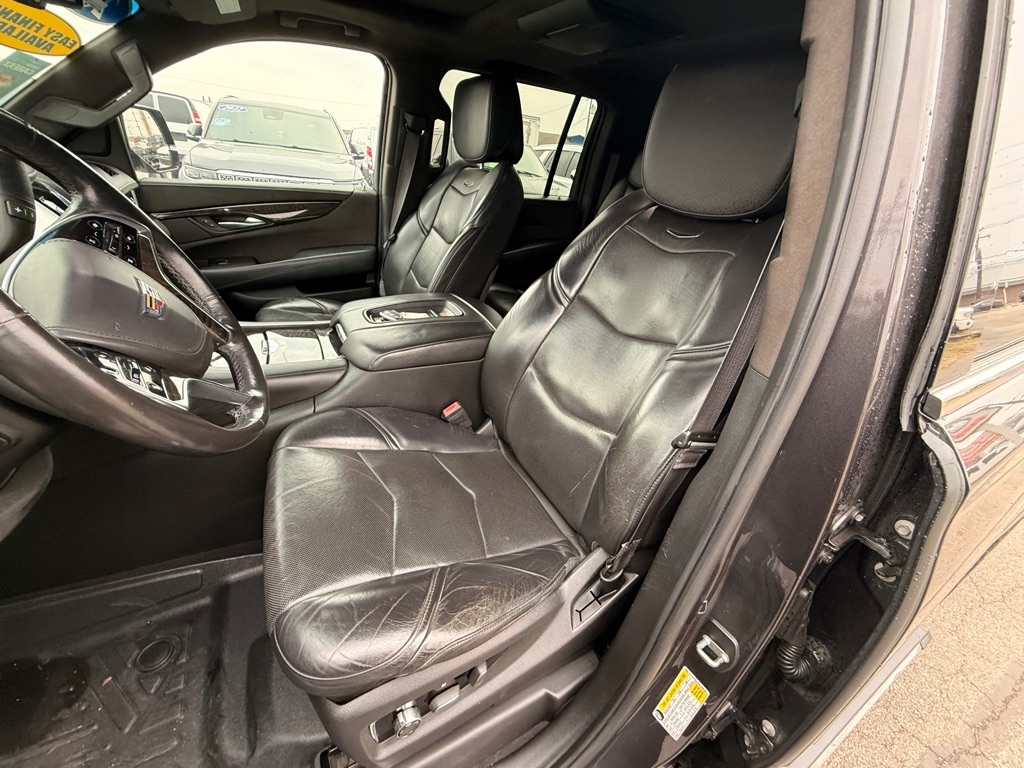 Cadillac Escalade ESV Platinum 4WD 2015